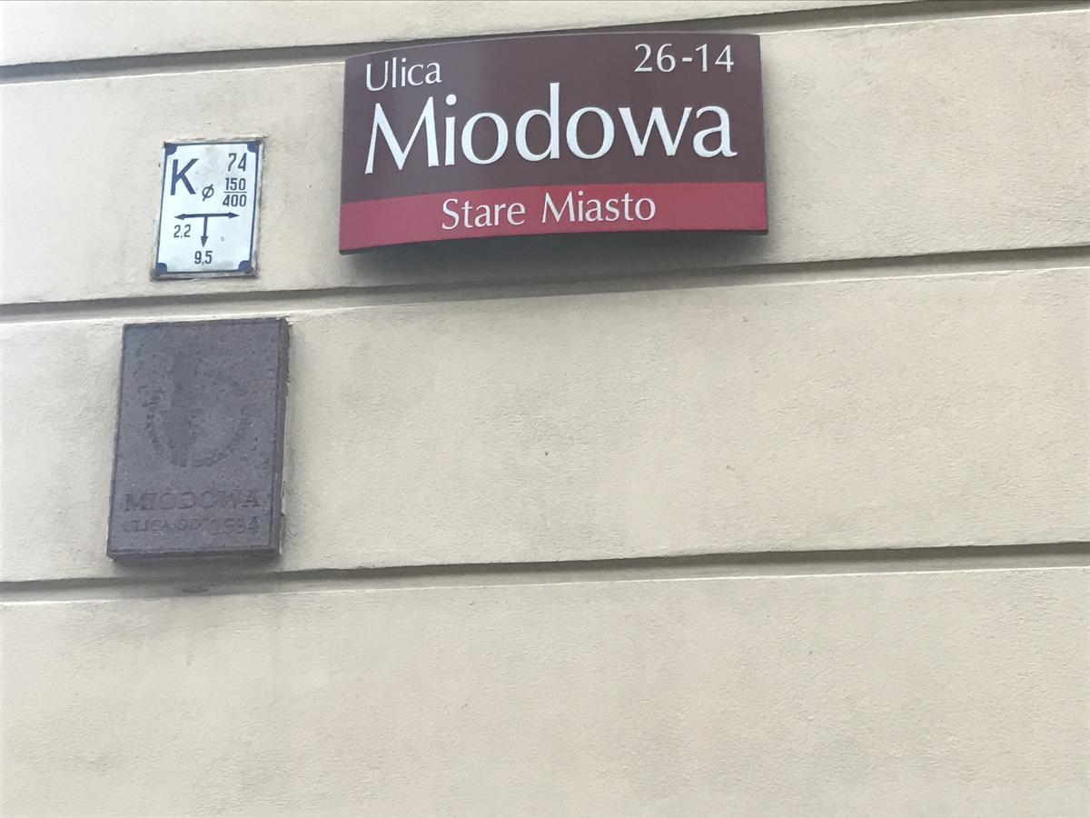 Stare Miasto Miodowa 26 Daire Varşova Dış mekan fotoğraf
