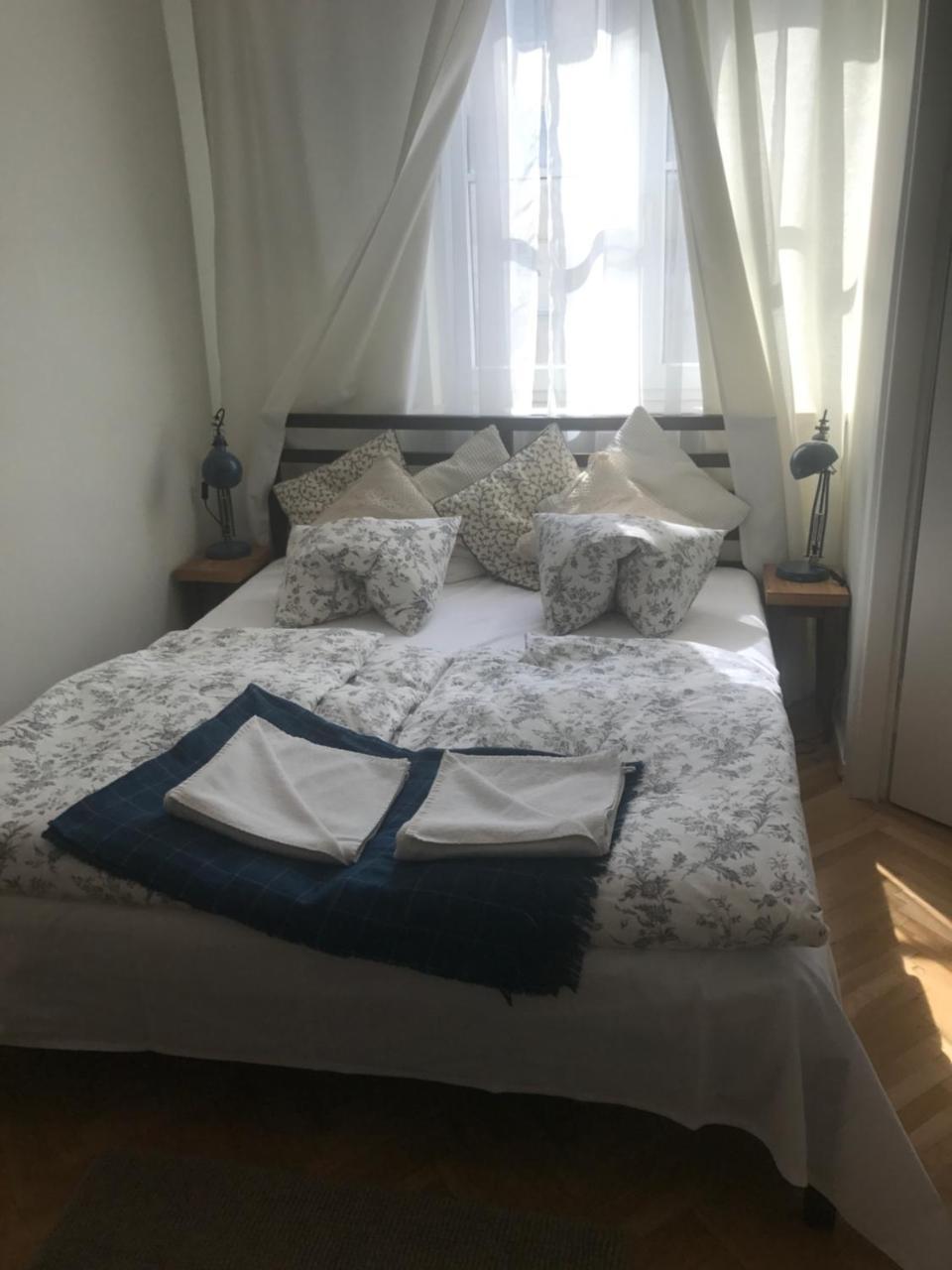 Stare Miasto Miodowa 26 Daire Varşova Dış mekan fotoğraf